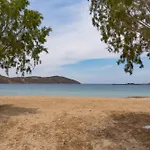 Ninemia Serifos 5